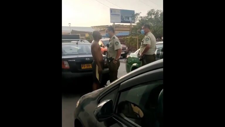 Video muestra a exfutbolista de liga mexicana agrediendo a su pareja en ascensor