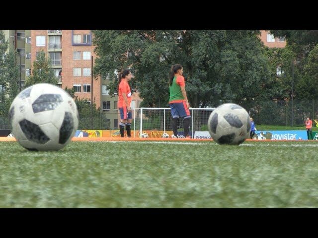 Casos de acoso en el deporte femenino: Futbolista enfrenta acoso y deja el país por falta de respaldo del equipo, reacciones del club